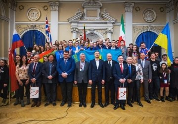 Młodzież polonijna z 12 krajów rywalizowała w Ptaszkowej [WIDEO, FOTO]