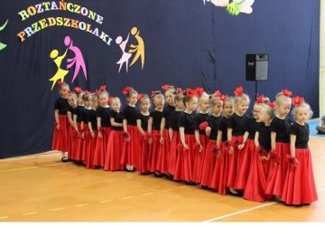 Roztańczone przedszkolaki - Gminny Przegląd Zespołów Przedszkolnych