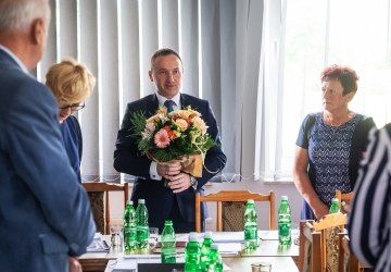 Radni Gminy Grybów jednogłośnie udzielili absolutorium Wójtowi Jackowi Migaczowi (TV)