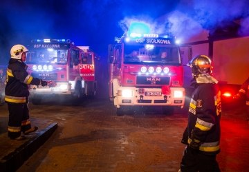 Nowe wozy bojowe cieszą już druhów OSP Siołkowa i OSP Kąclowa