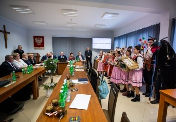 Budżet gminy na 2020 rok przyjęty jednogłośnie. Aż 20 mln na inwestycje!