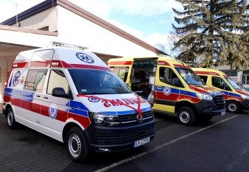 Nowa karetka pogotowia zakupiona przy współudziale Gminy Grybów