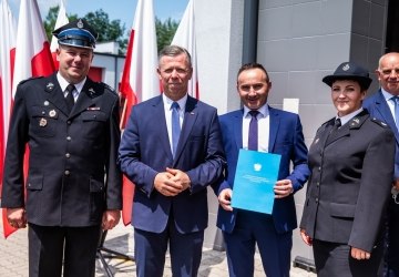 NOWY WÓZ STRAŻACKI DLA OSP W KRUŻLOWEJ WYŻNEJ